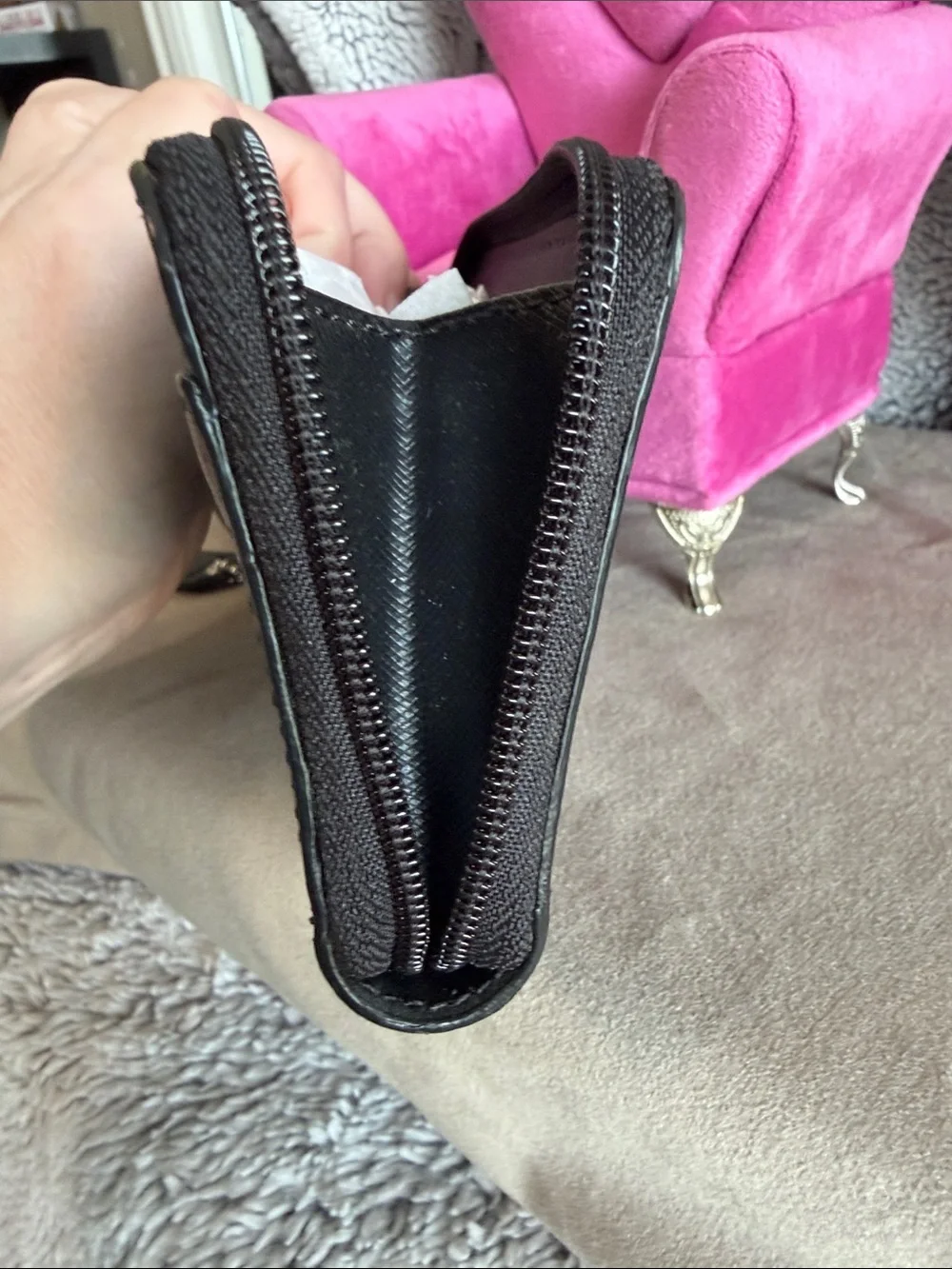 Coach Black Leather FULL Zip Wristlet Wallet with Silver Logo